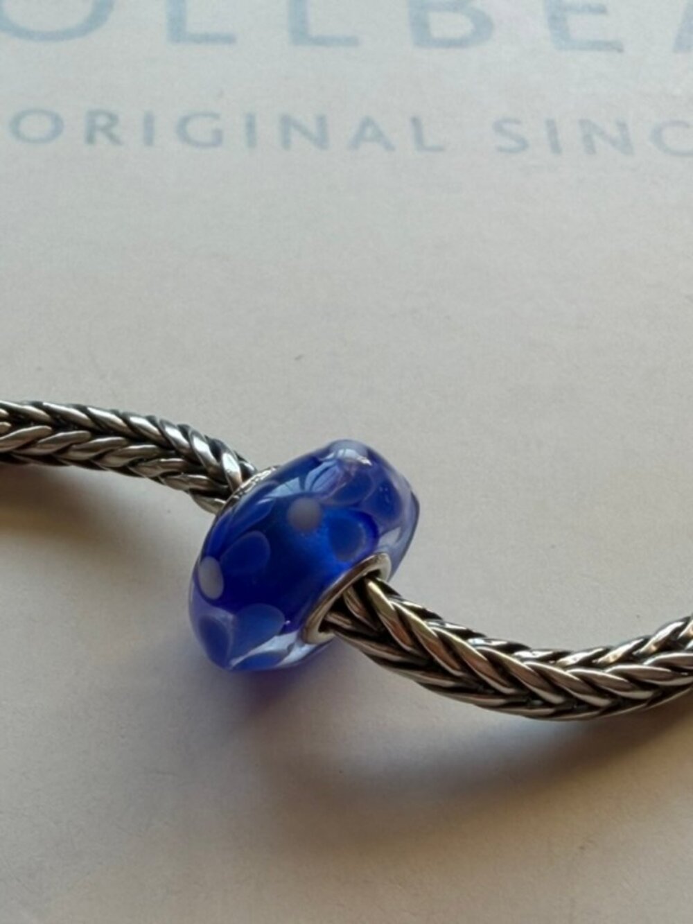 Trollbeads OOAK Small Blue & White Petals Bead